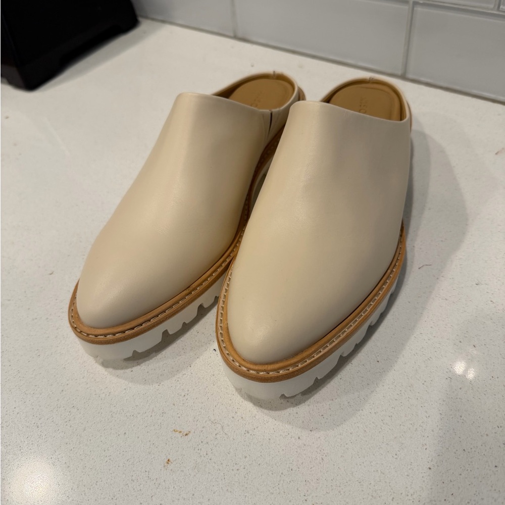 Nisolo Cream Mules